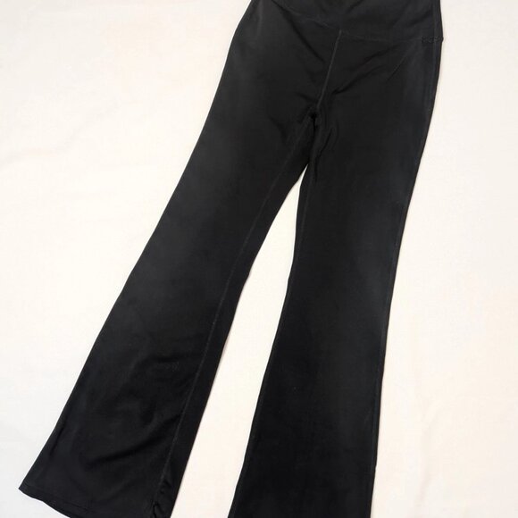 Lululemon Groove High Rise Flared Pant (Warm) Size 6 - Picture 3 of 5
